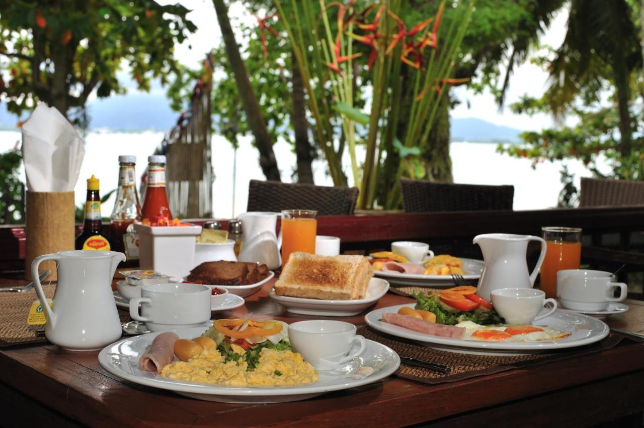 Baan Mai Beachfront Lone Island Phuket Екстериор снимка